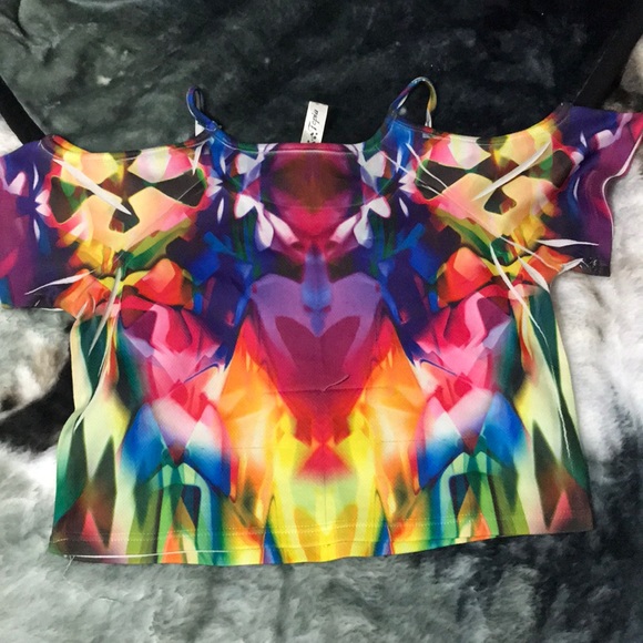 Colorful crop top - Picture 2 of 3